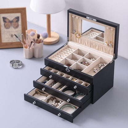 Mirrored Jewelry Organizer with Lock – Elegant Storage 💎🔒